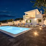 Nono Villa *