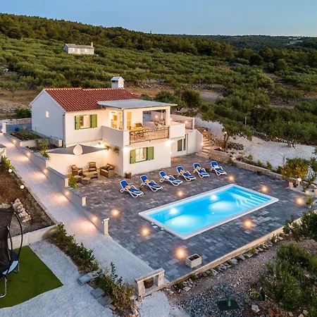 Nono Villa Splitska