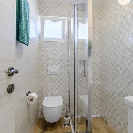 فيلة Nono سبليتسكا